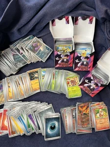 Approx 800 Bulk Destined Rivals Pokemon Cards EXs, Holo, Reverse, And Un/Comm - Picture 1 of 1