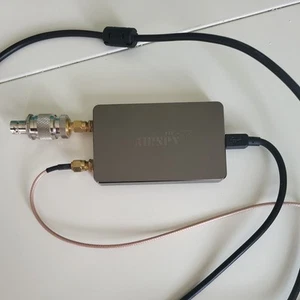 AIRSPY HF + Dual Port SDR Receiver - Zdjęcie 1 z 4