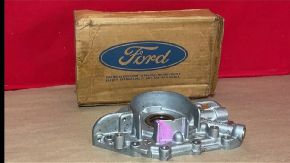 NOS 83 84 85 Ford Escort EXP Mercury Lynx LN7 Oil Pump OEM FORD - Image 1 of 4