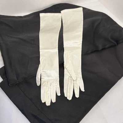 Luvas vintage GEA de cetim branco comprimento ópera elástica feitas na Alemanha Ocidental tamanho 7 - Imagem 1 de 4