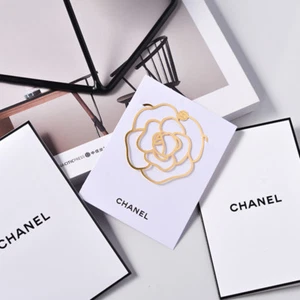 1X New CHANEL VIP BEAUTY GIFT Camellia Metal mini Bookmark Free Shipping - Picture 1 of 4