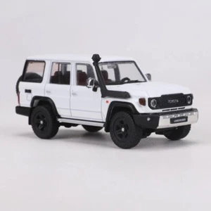 EY GCD 1:64 White Land Cruiser LC70 LC76 ORV modello SUV pressofuso auto da collezione - Foto 1 di 4