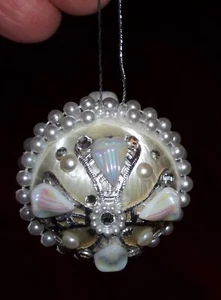 VINTAGE Christmas White & Silver Beaded Ornament Plastic Iridescent Heart Jewels - Picture 1 of 12