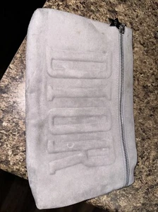 Bolsa de cosméticos con logotipo de CHRISTIAN DIOR - Imagen 1 de 3