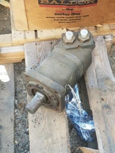 HYDRAULIC MOTOR CHAR-LYNN 112-1063-006 6000 series - Picture 1 of 6