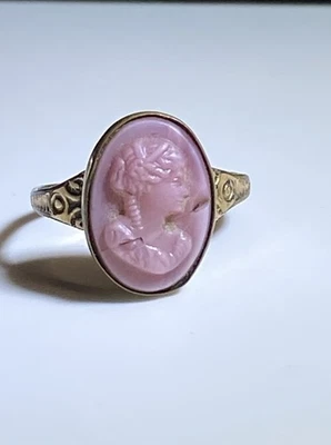 Antique Pink Cameo Gold Tone Carved Shell Portrait Ring Size 6 - Image 1 of 4
