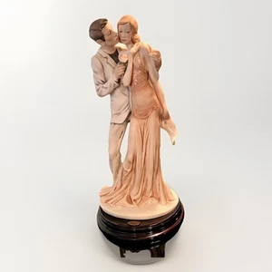 Giuseppe Armani Firenze Italia “Primo Bacio” 13” Capodimonte 2004 come nuovo firmato - Foto 1 di 12