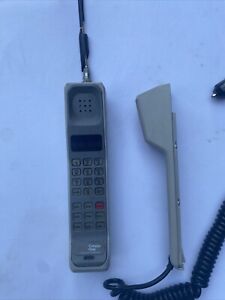 Vintage 1980’s Metro Mobile Motorola Brick Cell Phone W/ Charger 