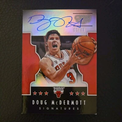 Doug McDermott 2015-16 Gala Signatures S-DMD 5/40 - Image 1 of 2