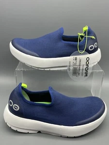 OOFOS Oomg Eezee Women's Size 6 Slip On Navy Shoes Comfort Recovery Sneakers NWT - Picture 1 of 12