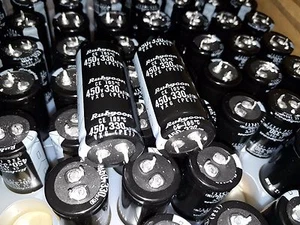 2pcs RUBYCON VXG JAPAN 330uF 450V 105C Low ESR LONG LIFE CAPS FOR AUDIO!GREAT! - Picture 1 of 2
