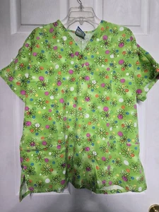Scrub HQ Peeling Top Größe M - Limette Blumenmuster klassisch V-Ausschnitt - Brustumfang 23,5"/L 26,5" - Bild 1 von 5