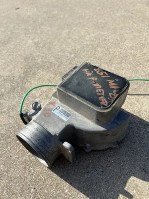 OEM 1990-1994 Mazda 323 Prodigy Non Turbo AFM Mass Airflow Meter 197100-4110  - Image 1 of 2