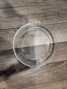 Vintage Pyrex DEEP DISH PIE PLATE 9 1/2" Fluted Rim Tab Handles Clear Glass #229 - Picture 1 of 3