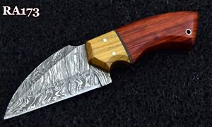 8" New Custom Handmade Damascus steel Hunting Skinner Knife With Wood Fibber.
