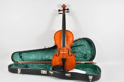 C28M15- Geige mit Zubehör ua Bogen in Kasten  - Bild 1 von 4