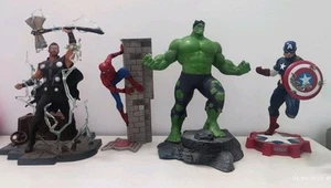 Diamond Select Gallery Marvel Comics Hulk, Captain America, Spiderman, Thor - Imagen 1 de 13