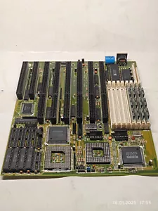 386/486 PCChips M321 Rev 2.5 PGA132 + PGA121 Motherboard & 4 MB RAM + Bonus - Picture 1 of 20