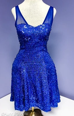Sexy Mini Vestido Estilo Patinador Vintage Años 90 Charlotte Russe Azul Lentejuelas y Malla XS Foto 1 de 4