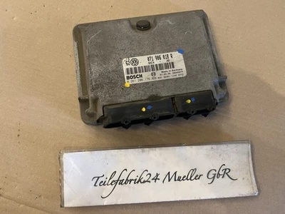 Centralina motore VW Golf 4 Bora 2.3 V5 VR5 AGZ 150 CV 071906018R Bosch 0261206176 - Immagine 1 di 4