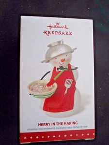 NIB Hallmark Keepsake Ornament MERRY IN THE MAKING 2015 Red Apron - Picture 1 of 2