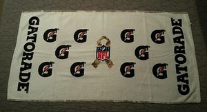 NFL Salute To Service Gatorade Toalla Lateral Camuflaje Militar ¡NUEVA! - Imagen 1 de 3