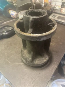 79573 Mercury Bearing Carrier Lower - Bild 1 von 9