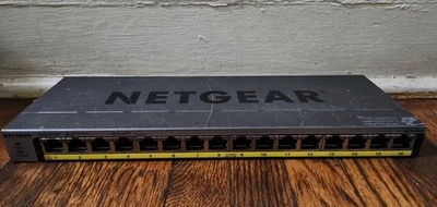 Netgear GS116LP 16-Port Gigabit Ethernet PoE+ Switch - Image 1 of 2