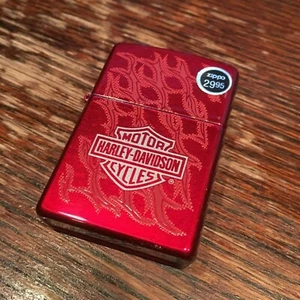Zippo 24022 Harley Davidson H-D Barbed Wire Facade Bar and Shield Lighter - Picture 1 of 4