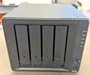 Synology DiskStation DS920+ NAS Bundle 2x 2TB SSD + 2x 12TB HDD – Ready to Use! - Picture 1 of 9