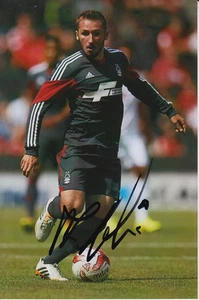 NOTTINGHAM FOREST HAND SIGNED RADOSLAW MAJEWSKI 6X4 PHOTO. - Picture 1 of 1