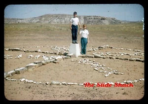young boy and girl at Four Corners Monument 1950's red border Kodachrome slide - Picture 1 of 1