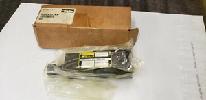 Parker RM2AT17KN 5000-psi Hydraulic Pressure Relief Valve. NEW IN BOX - Picture 1 of 8