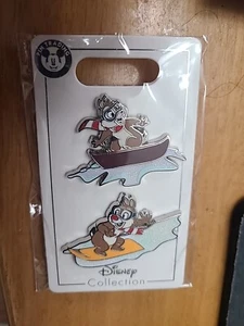 Disney Parks Chip n' Dale Set of 2 Snowboarding Christmas Pins New on Card - Picture 1 of 2