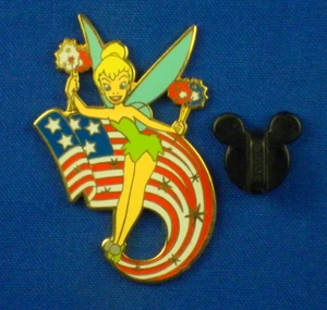 Americana Tinker Bell Holding Sparklers American Flag OC Pin # 23491 - Bild 1 von 4