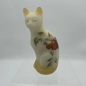 Fenton Cat White Opal Satin Hand Painted Mint Condition - Picture 1 of 5