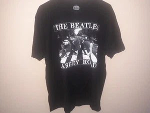 THE BEATLES ABBY ROAD 2017 T-SHIRT, MEN'S SIZE XLT - Picture 1 of 5