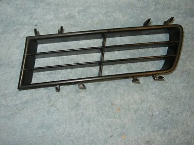 Решетка бампера левая со стороны водителя SAAB 9-5 99 - 2001 SAAB 4561056 N - Изображение 1 из 4