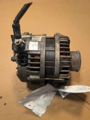 Alternador Nissan Titan 2004-2006 5,6 L Foto 1 de 2