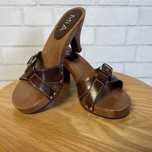 MIA 6M Brown Chunky Slides Wood Heels Vintage Studs Sandals Buckles NEW w/box - Picture 1 of 13