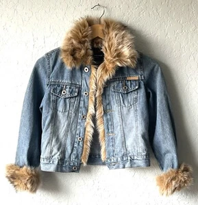 VTG One Tuff Babe Women Junior Small Faux Fur Trim Blue Denim Trucker Jacket EUC - Picture 1 of 17