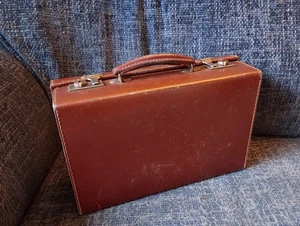 Vintage 1940s Small Brown Leather Suitcase Briefcase Child's Suitcase British - Picture 1 of 18