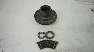 8 Lug Wheel Hub Chevy GMC TRUCK 77-87 3/4 TON Dana 44 10 Bolt K20 K25 V20 - Image 1 of 4