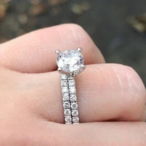 Juego de anillos de compromiso de boda de oro blanco de 14 quilates de moissa... - Imagen 1 de 4