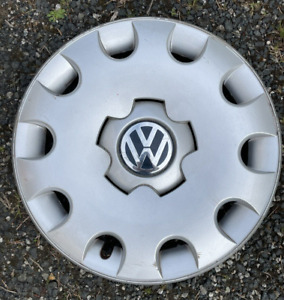 GENUINE VW GOLF MK4 BEETLE 15" WHEEL TRIM HUB CAP 1C0601147L X 1