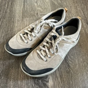 Clarks Shoes Womens Oxford Beige Suede Lace Up Casual Office SZ 7.5 - Picture 1 of 8