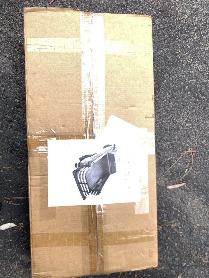 Truck - Image 1 of 1