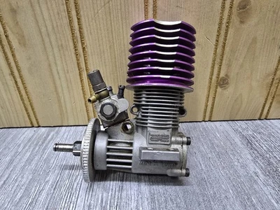 Motor nitro Team Associated .12 ÓTIMA compressão RC10  - Imagem 1 de 4