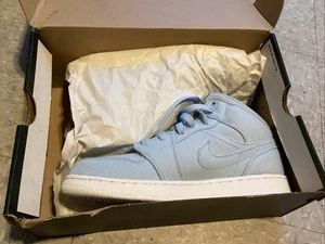 Nike Air Jordan 1 Mid Blue Athletic Shoes Sneakers Boy's US Size 5.5Y 554725-425 - Picture 1 of 5