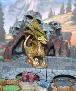 Heroscape : Charos Icaria Orm's Return (1 Figure & 1 Battle Card) VG - Picture 1 of 2